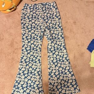 American Eagle Outfitters Blue and White Floral Pants